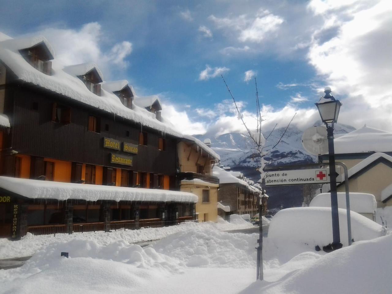 Hotel Sarao Escarrilla Esterno foto