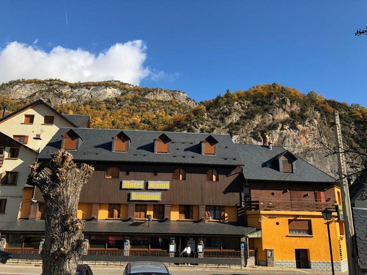 Hotel Sarao Escarrilla Esterno foto